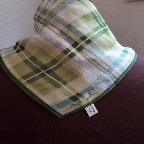 EUC ANN TAYLOR GREEN CHECK SCARF SQUARE - Picture 3 of 8